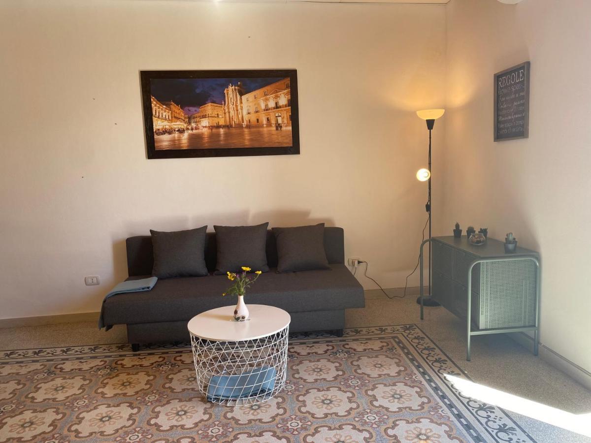 Casaluna Apartment Syracuse ภายนอก รูปภาพ