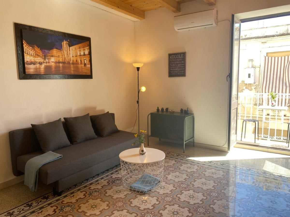 Casaluna Apartment Syracuse ภายนอก รูปภาพ