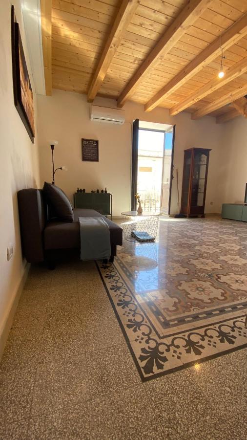 Casaluna Apartment Syracuse ภายนอก รูปภาพ